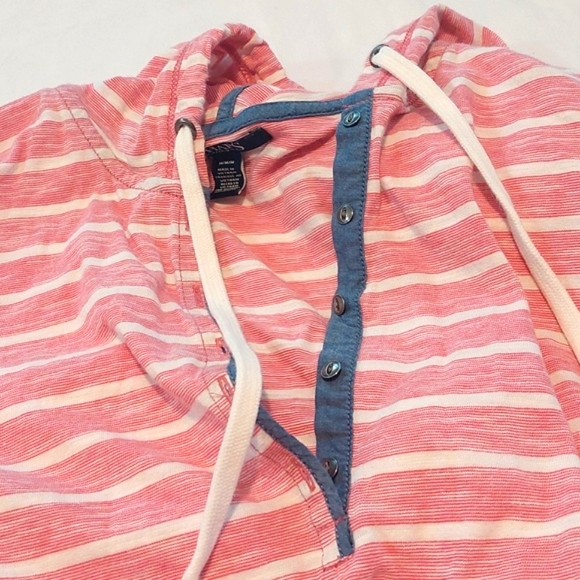 Chaps Denim Red and White Striped Hoodie .100 % Cotton.Size Medium Long Sleeved - Picture 8 of 8